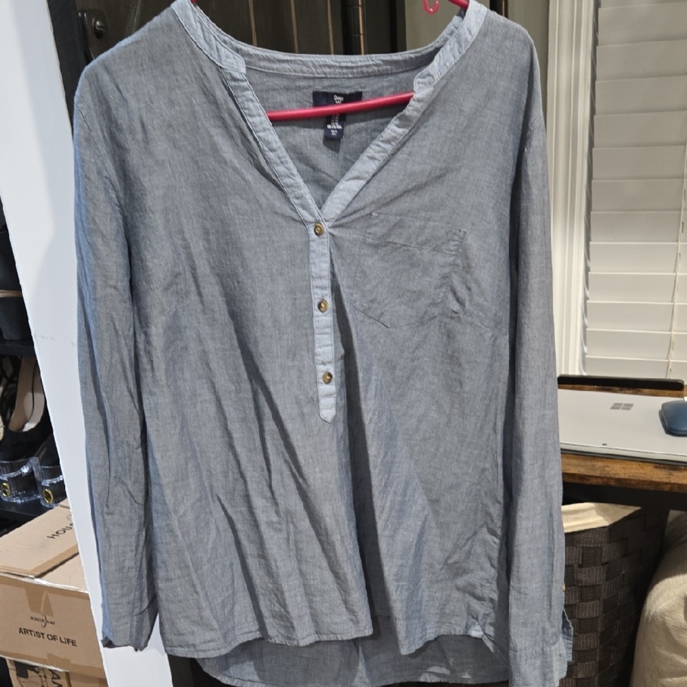GAP Charcoal Button-Down Women's Shirt
